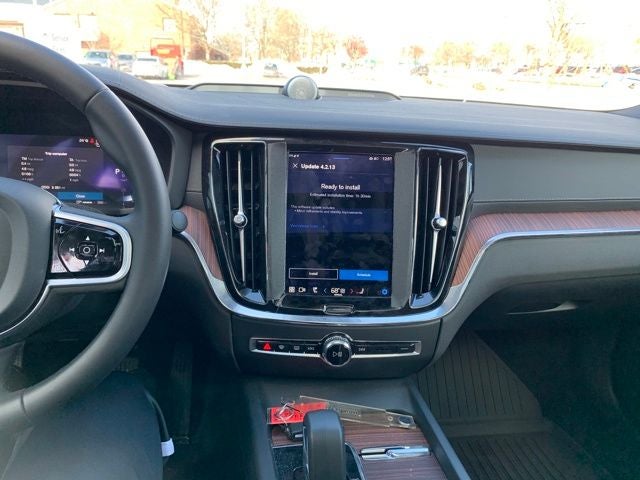 2024 Volvo S60 Ultimate