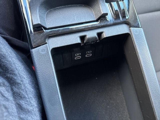 2024 Toyota Prius Prime SE